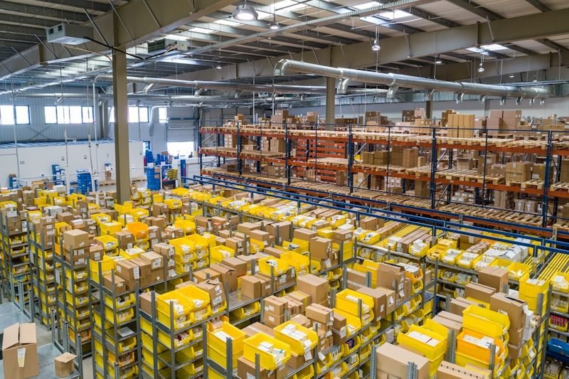 Healthcare & Industrial Logistics